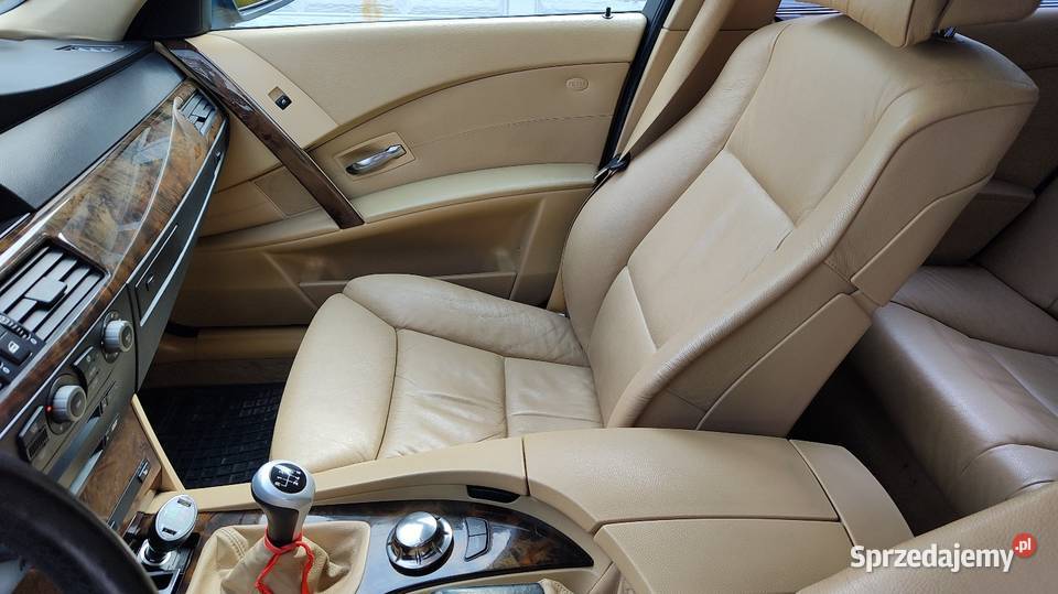 BMW 530d Bixenon Komforty Panorama 2993cm3 Szadek