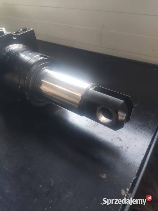 Siłownik kierowniczy TCM FD3550 T8 T9 524W240202