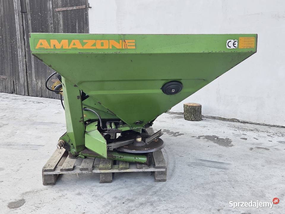 Rozsiewacz nawozów Amazone m special Czołowo