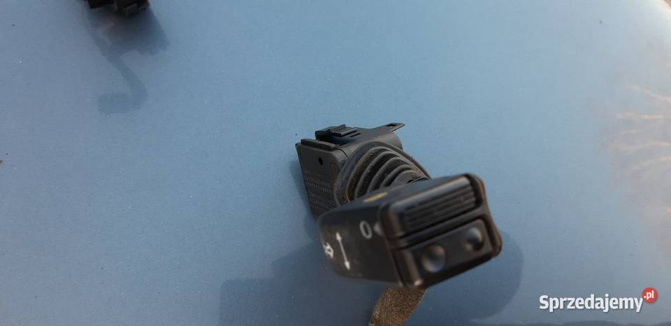 Przełącznik kierunkowskazów opel vectra b wyposażenie elektryczne kujawsko-pomorskie