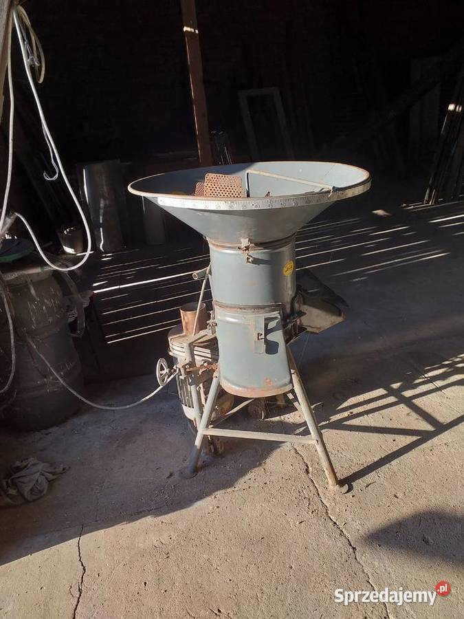 Sprzedam dwukółkę zarejestrowana nieuszkodzony Przyczepy rolnicze Śleszynek