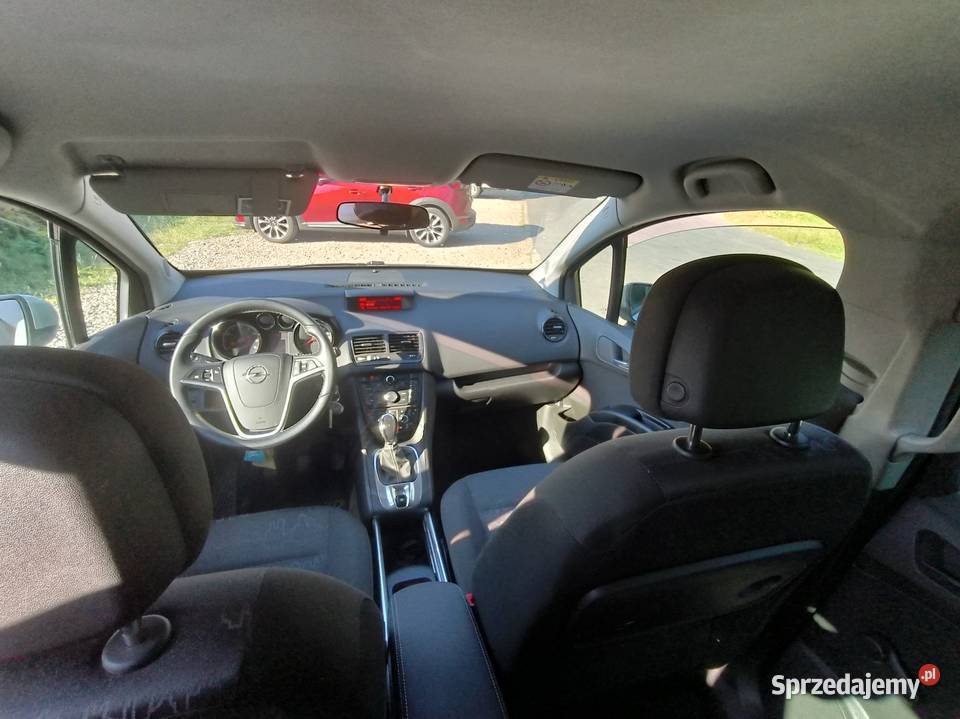 Meriva salon fabryczna LPG 64 przesuwane tylne tempomat Warszawa