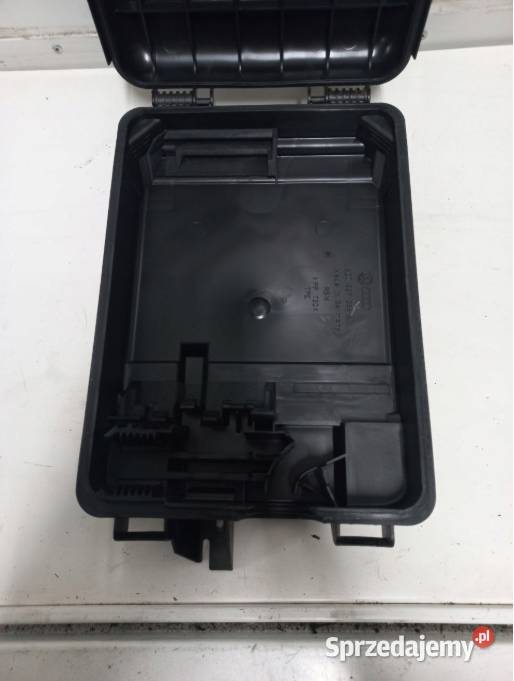 Obudowa modułu komfortu VW AUDI 8D0927355A osobowe lubelskie Chełm
