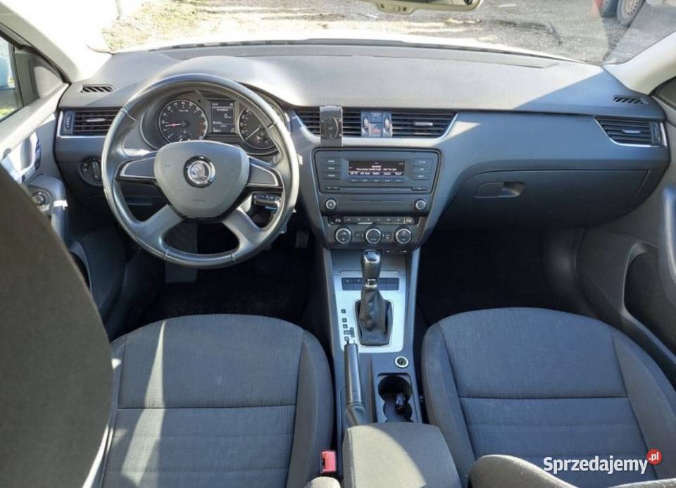 Skoda Octavia 16 TDI DSG nieuszkodzony sprzedam