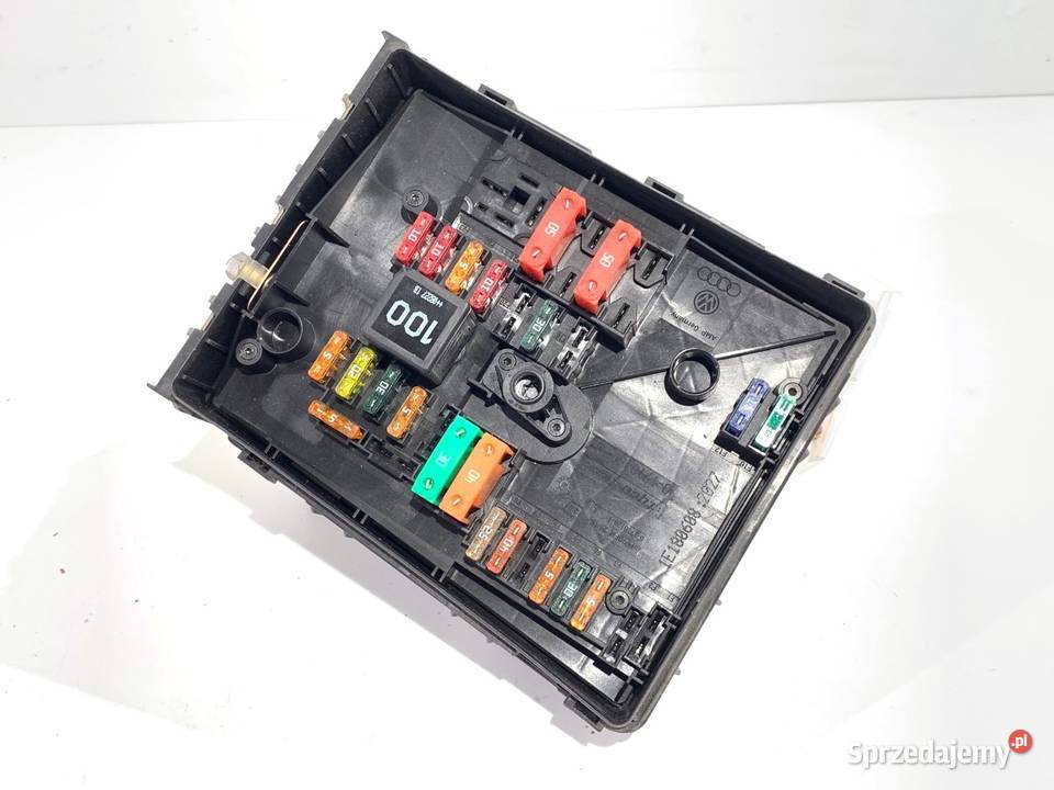 SKRZYNKA BEZPIECZNIKÓW VW TIGUAN SUV 0718 20 140