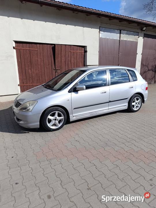 Honda Civic VII 2003 14 Civic Szadek