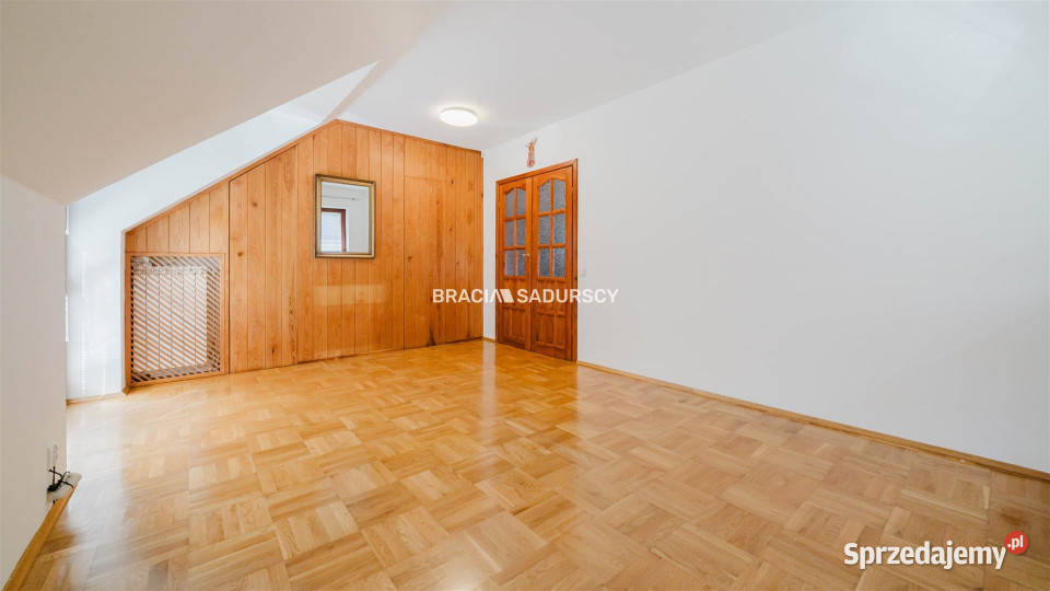 Dom wolnostojący Pękowice Łąkowa 2025m2 do zamieszkania