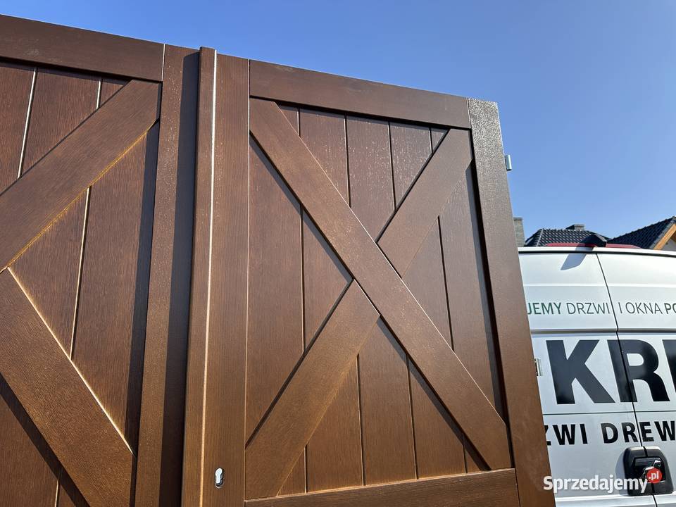 Drzwi zewnętrzne drewniane RĘKI brama garażowa Grzybno