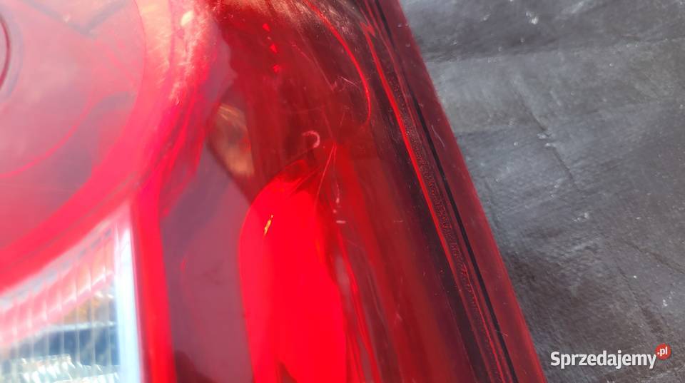 DACIA LOGAN I MCV KOMBI LAMPA TYLNA TYŁ PRAWA Lampy tylne Ruda Śląska