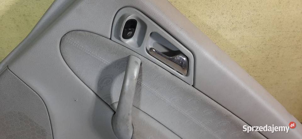 Boczek tapicerka drzwi Mercedes Cklasa W203 Włoszczowa sprzedam