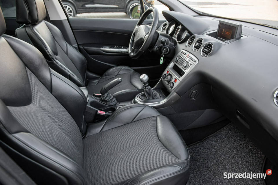 Peugeot 308 SW Platinium 16T 175 Full Super Stan tempomat Zwoleń