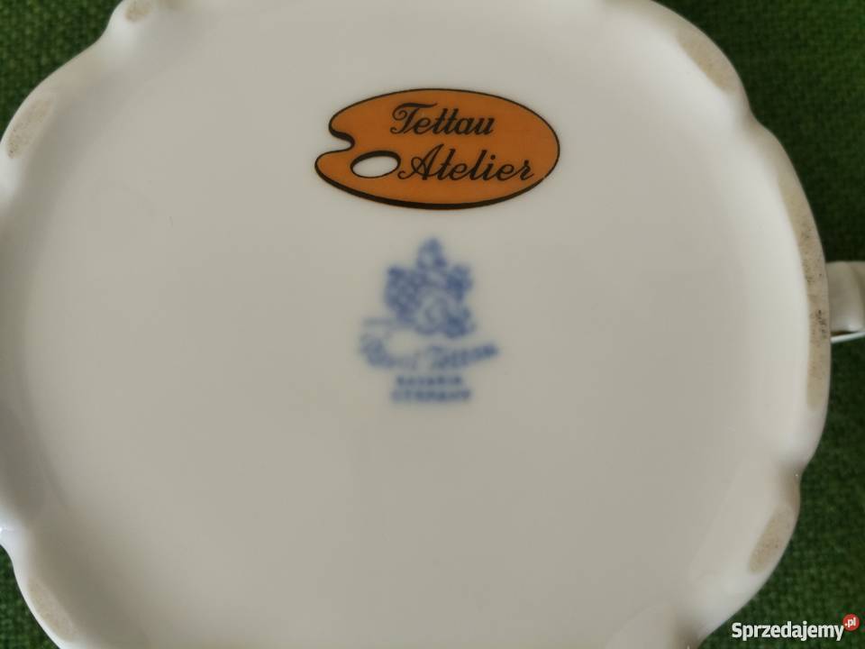 Cukiernicabomboniera porcelana żółte róże małopolskie Ropa