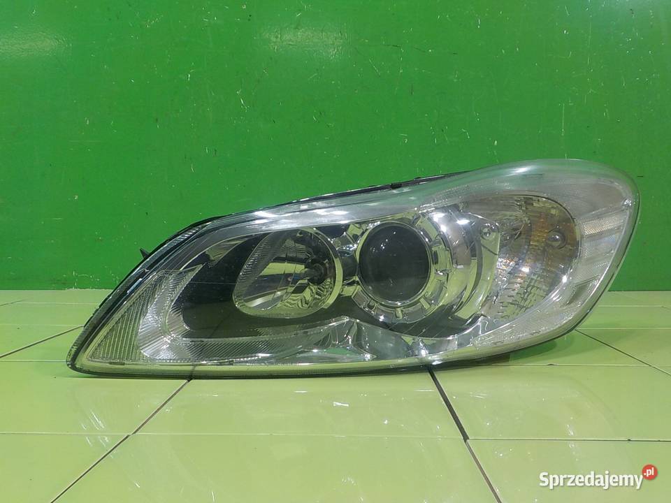 VOLVO C30 LIFT 16 D 10r 3D lampa lewa przod osobowe mazowieckie Suków