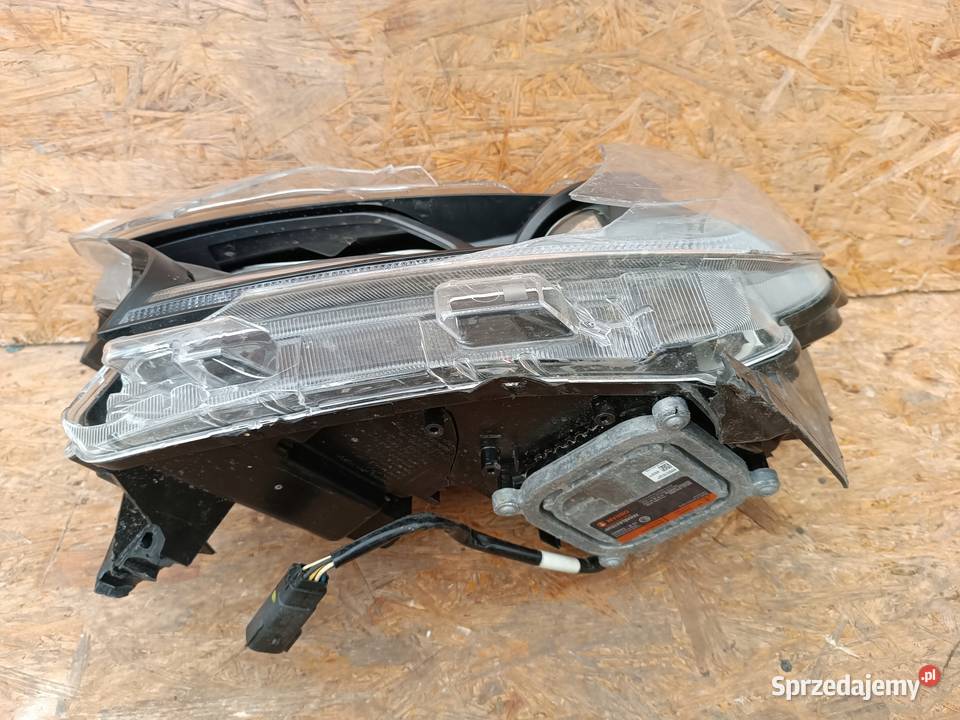 LAMPA LEWY PRZÓD REFLEKTOR EU AA6557901HQ FORD osobowe