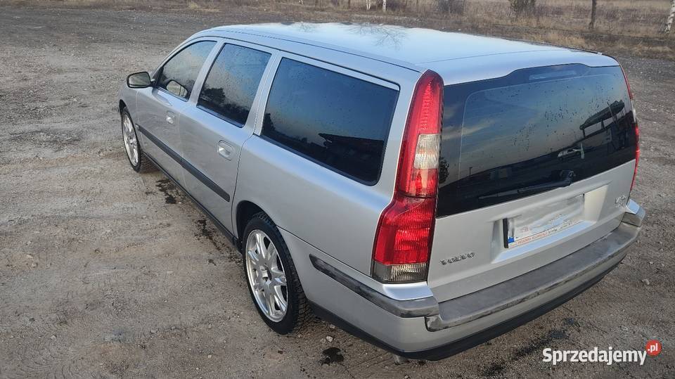 VOLVO V70 24 D5 diesel bez rdzy Xenon nieuszkodzony Środa Śląska sprzedam