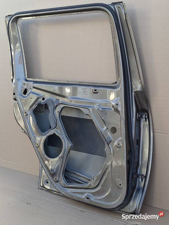 SKODA YETI 5L0 DRZWI LEWY TYŁ LEWE TYLNE osobowe lubuskie Bieleń
