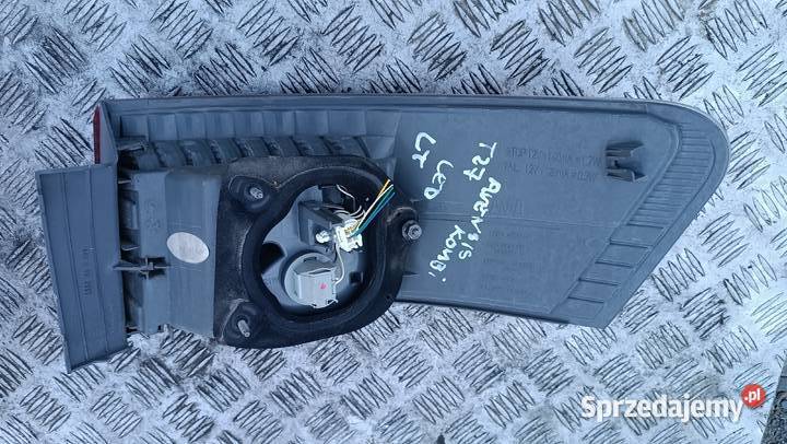 Lampa tył tylna lewa Toyota Avensis T27 III Radłów sprzedam