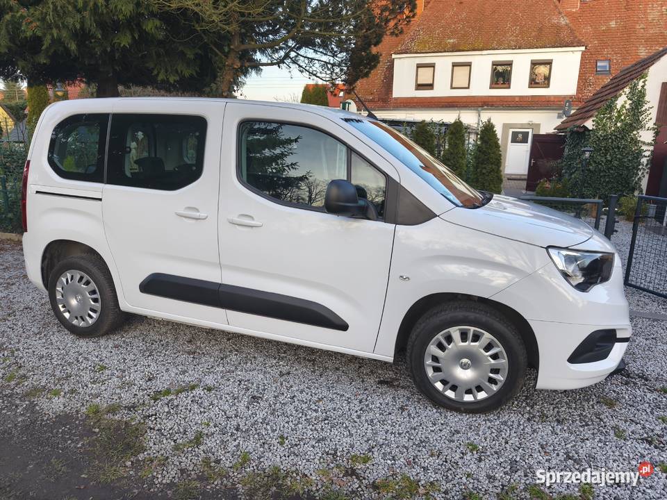 Opel Combo life 15D naviMFLtempoDab Zgorzelec