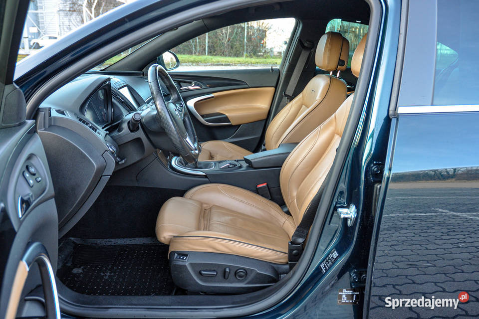 Opel Insignia 20T 250 Bezwypadkowy Skóry Salon Rok produkcji 2014 Wrocław