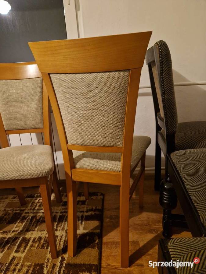 Komplet 4 wygodnych krzeseł Ciechocinek sprzedam