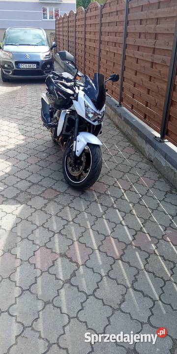 Sprzedam kawasaki z7502010rbezwyp motocyklisty biały Margonin