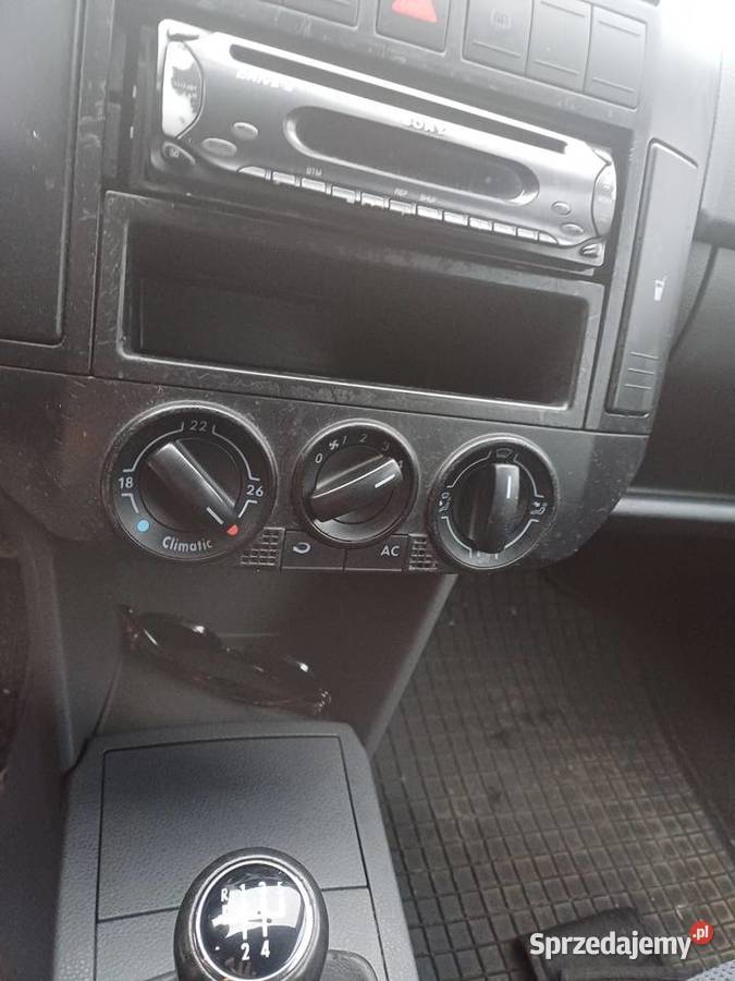 Volkswagen Polo 9n Okular 12 8 Lat W Jednych Łąg