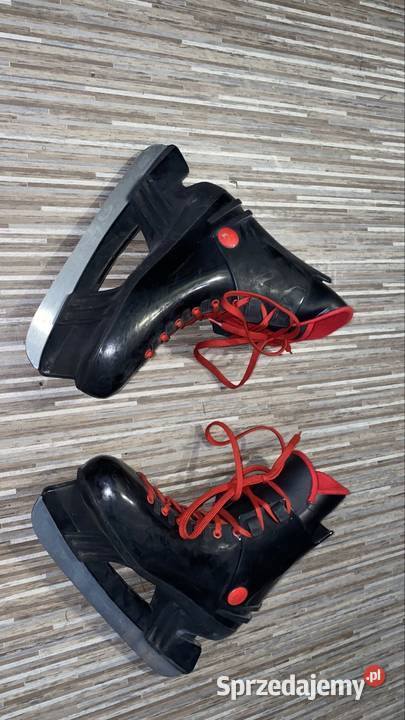 Łyżwy ROCES pokazane na zdjęciach Tychy