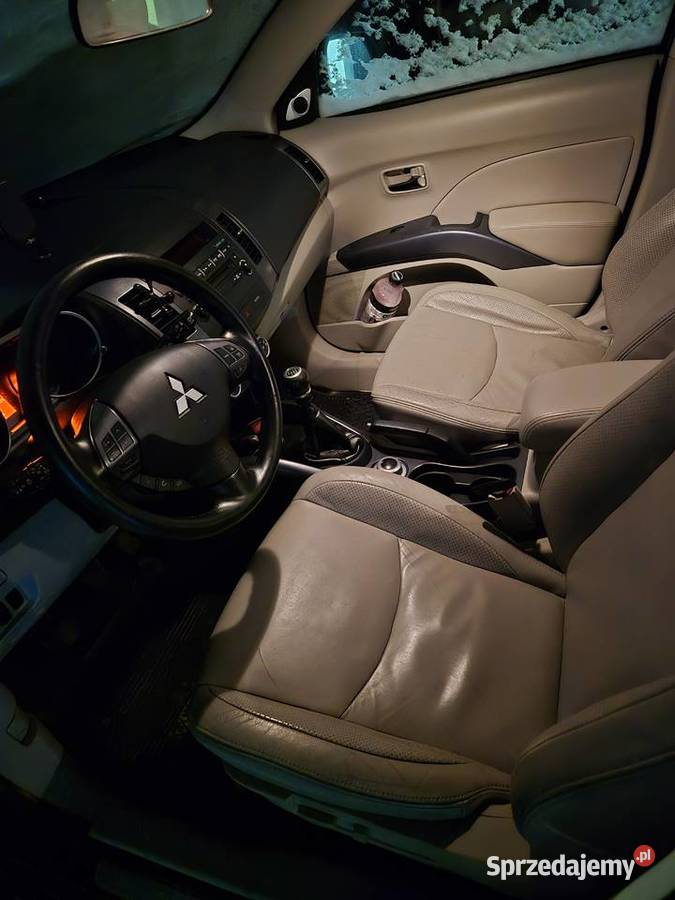 Mitsubishi Outlander 22 DID Intense 4x4 7 Outlander Radzyń Podlaski