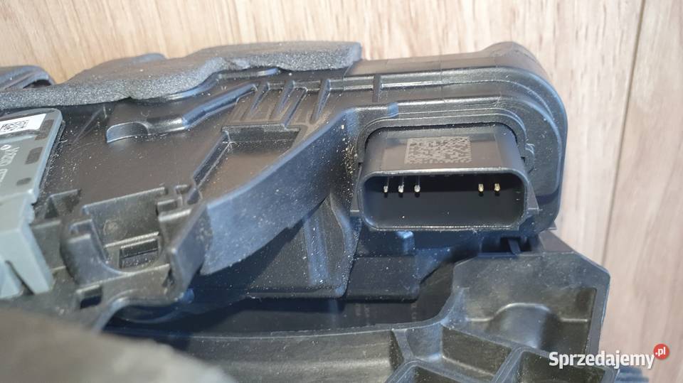 Zamek klamka lewa Kuga Mk3 Escape Mk4 Rok produkcji 2022 Pozostałe Lusowo