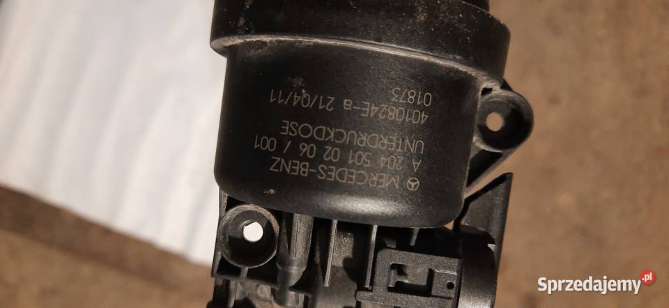 MERCEDES W204 SIŁOWNIK ŻALUZJI