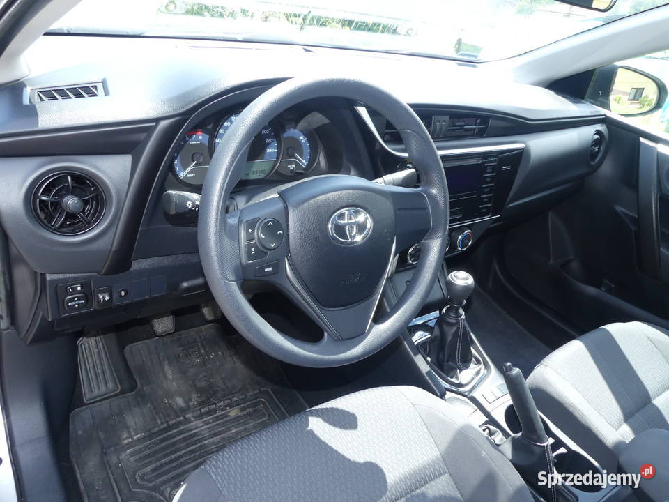 Corolla LIFT 20162017r 83 Salon małopolskie Iwkowa