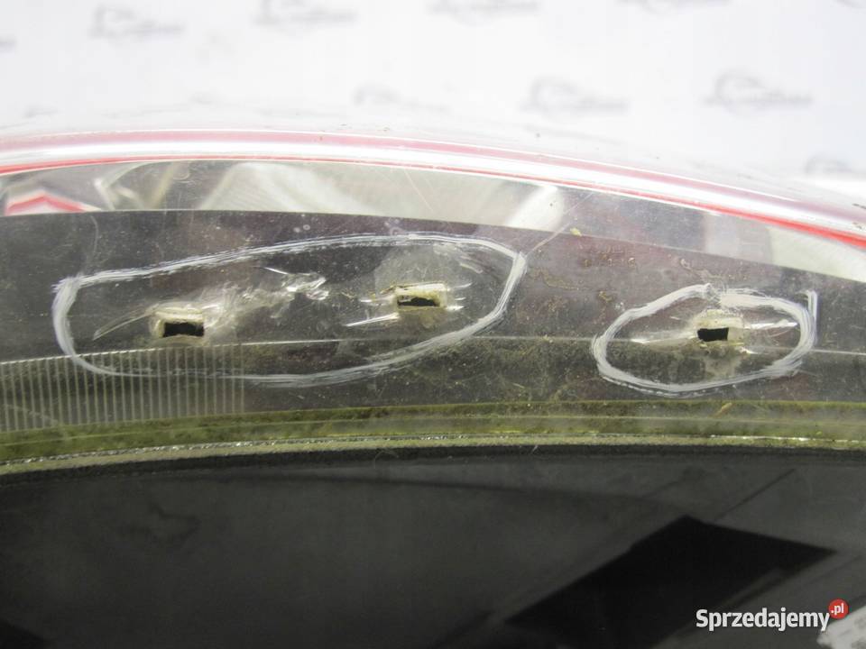 RENAULT MEGANE III 11r lampa lewa tył 265550008R
