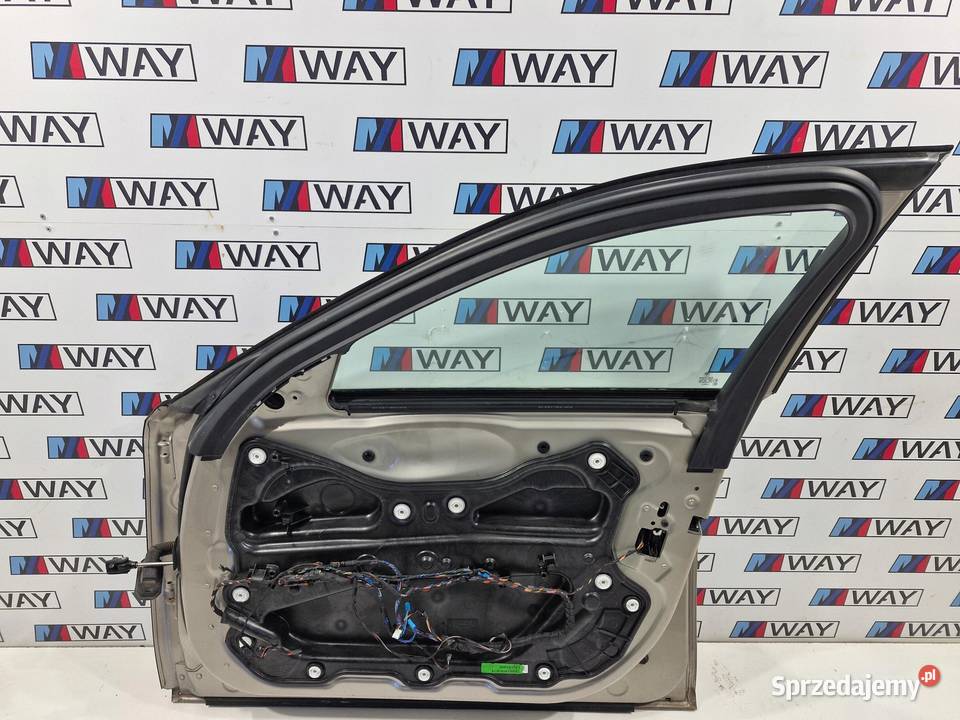 BMW 7 F01 DRZWI PRAWY PRZÓD PRZEDNIE PRAWE A727 osobowe