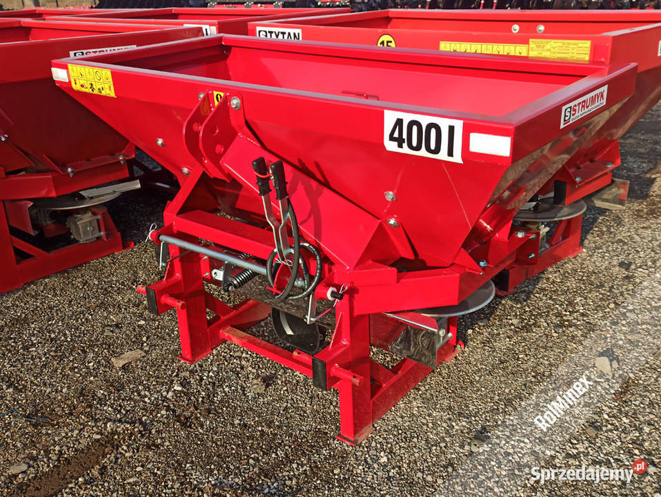 2tarczowy Rozsiewacz do nawozów Strumyk Tytan Rawa Mazowiecka