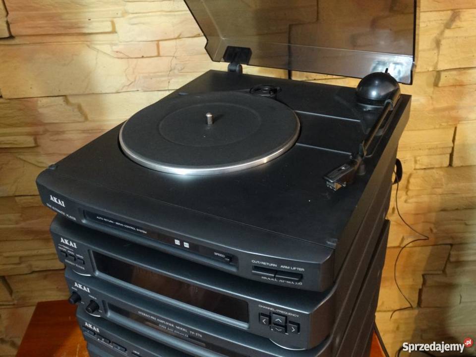 Wieża Akai gramofon pilot mocna i sprawna Jasło
