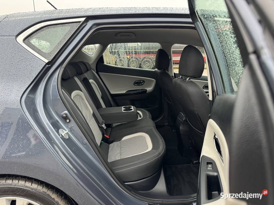 Kia Ceed 16 BENZYNA Klimatronik Nawigacja Kamera ABS Konin sprzedam