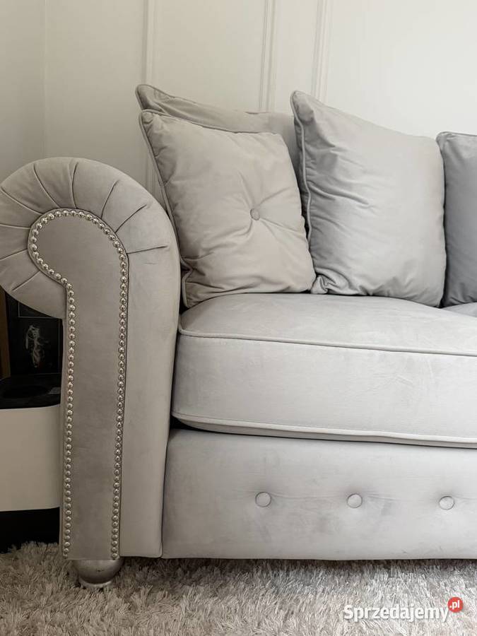 Sprzedam przepiękną kanapę Sofa Room stan pomorskie Gdynia