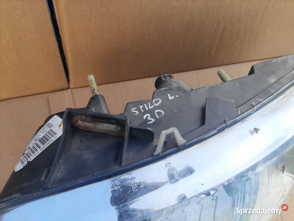Lewa lampa przednia reflektor Fiat Stilo 3 drzwi Łódź