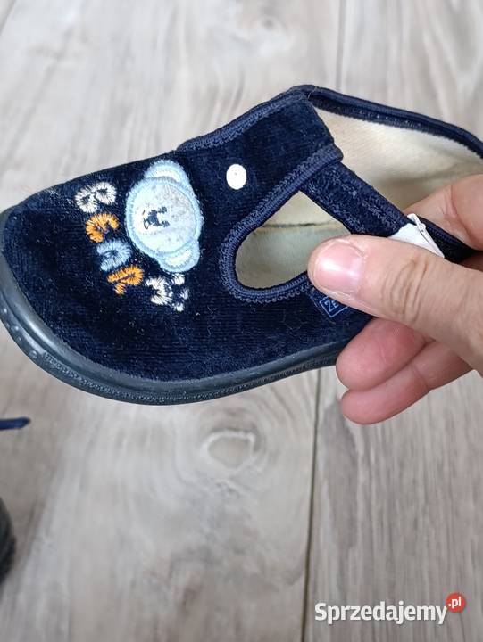 kapcie chłopięce buty rozmiar 23 długość wkładki Poznań