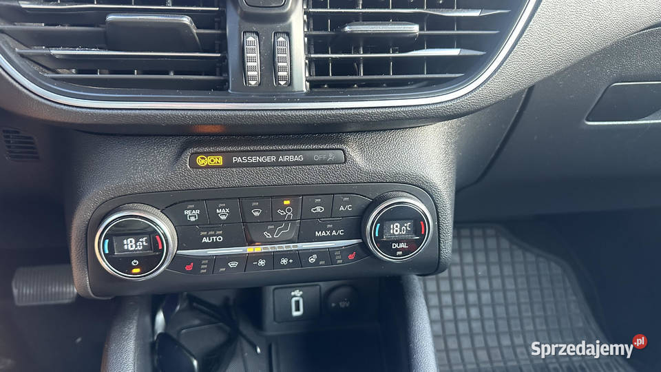 Ford Focus Mk4 2019 15 ecoboost Titanium 150KM sprzedam