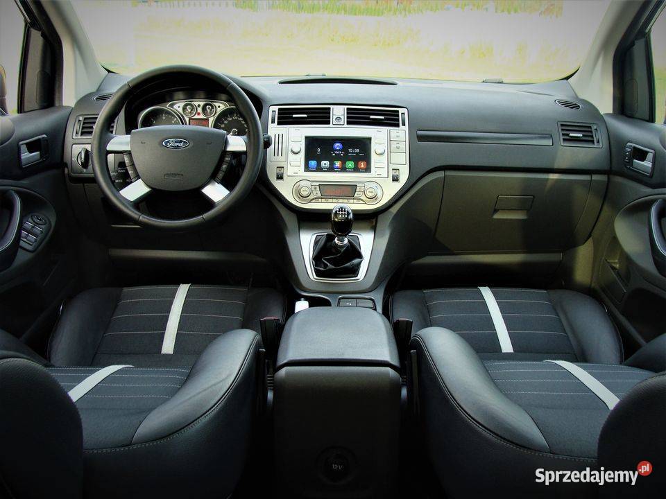 Ford Kuga 4WD titanium skóra panorama Navi poduszka powietrzna