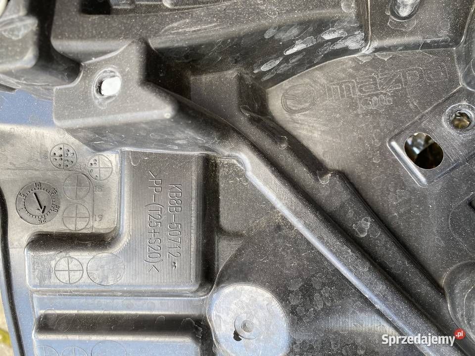 Mazda CX5 CX5 II 2018 atrapa grill KB8B50712 lubelskie Kozubszczyzna