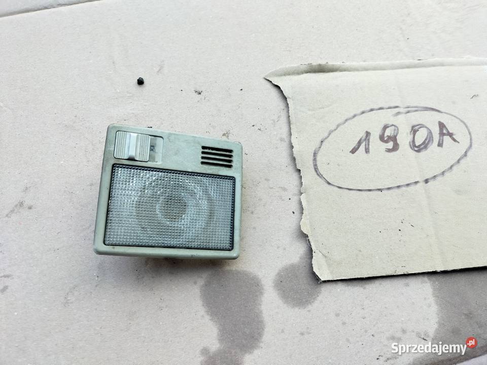 AUDI 80B3 80 B3 LAMPKA WNĘTRZA OŚWIETLENIE osobowe sprzedam