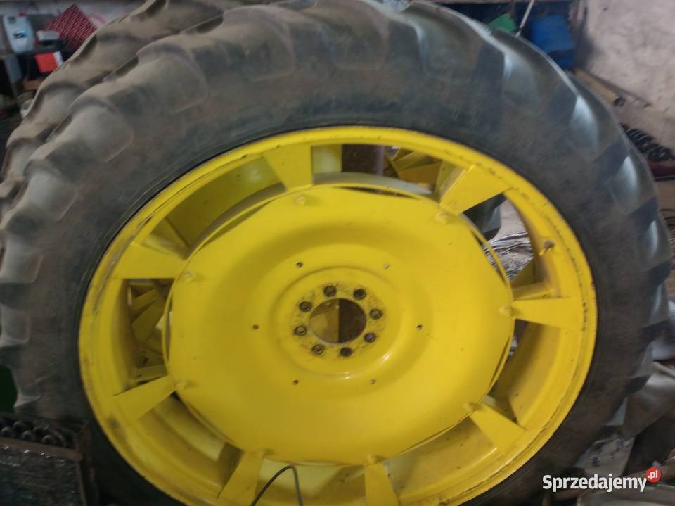 Koła wąskie 112 R44 Dobrzejewice sprzedam