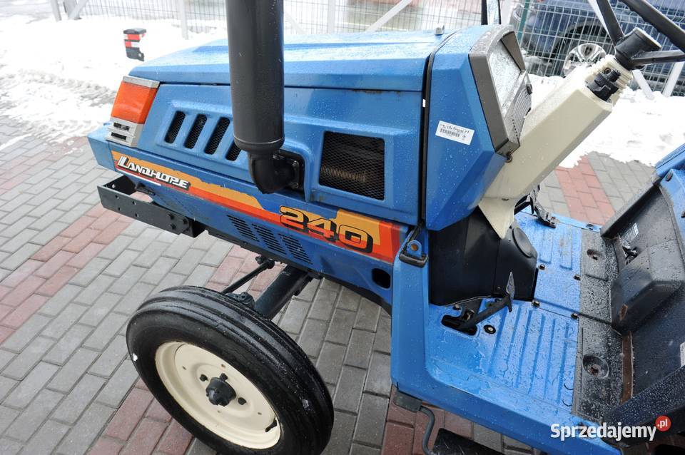 Iseki TU240 2x4 24 Iseki Tajęcina