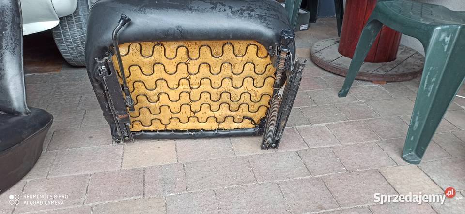 Fotele Fiat 125p 1974r kpl Zator