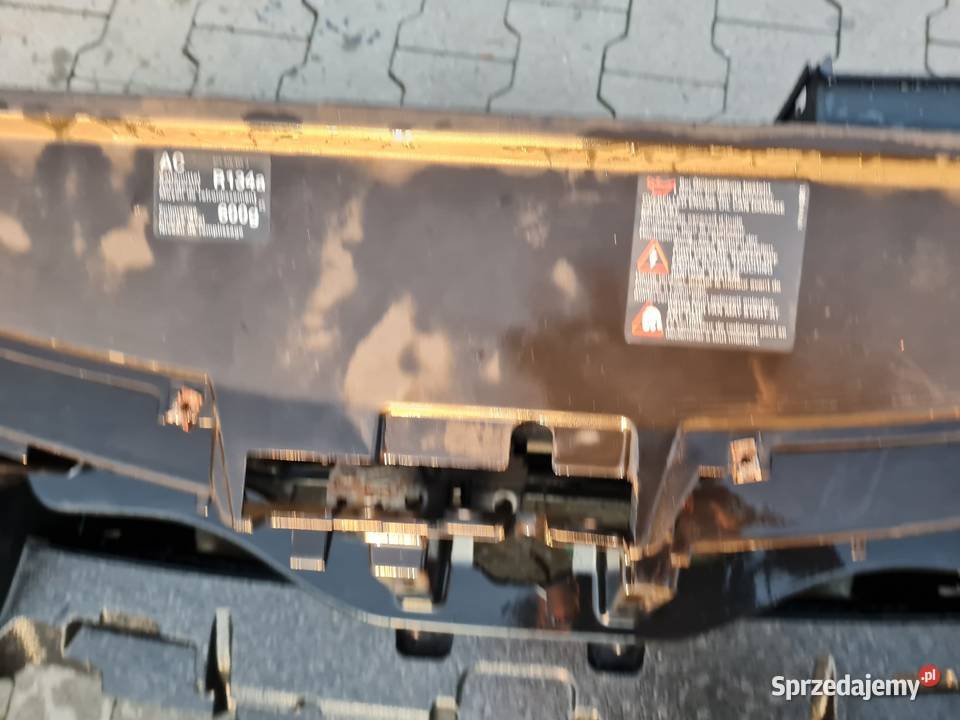 VW Passat B6 Zderzak Przedni Błotnik PAS małopolskie Skawina