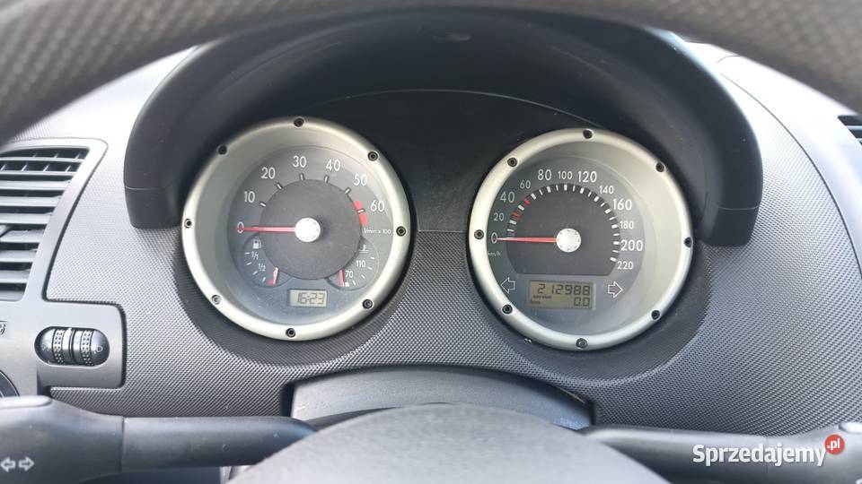 Vw Polo 14 212 2000rTanio Olesno