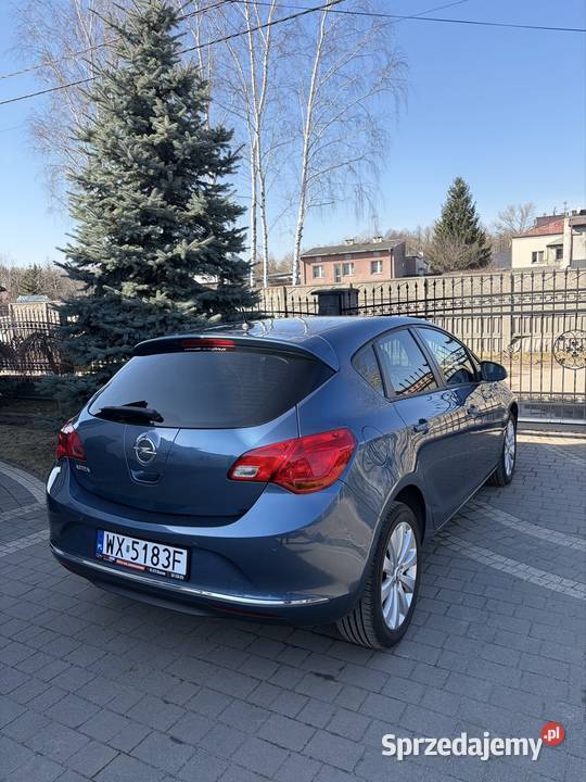 Opel Astra 14T Benz HB Okuniew