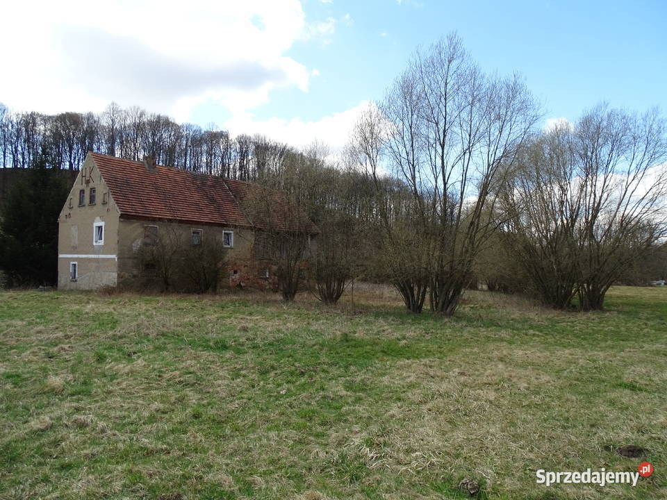 Dom na sprzedaż w miejscowości Pomocne 2321zł/m2 Sprzedaż Jawor